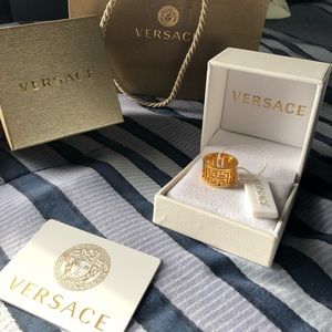 Versace Greca Ring